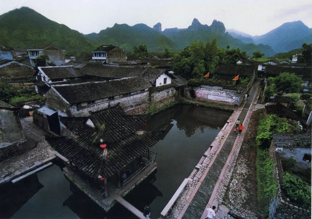 麗水·云逸遠(yuǎn)山，在牡丹亭有個仲夏夜之夢