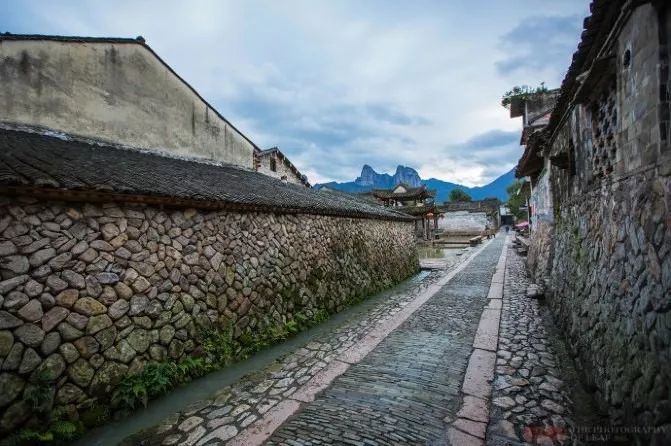 麗水·云逸遠(yuǎn)山，在牡丹亭有個仲夏夜之夢