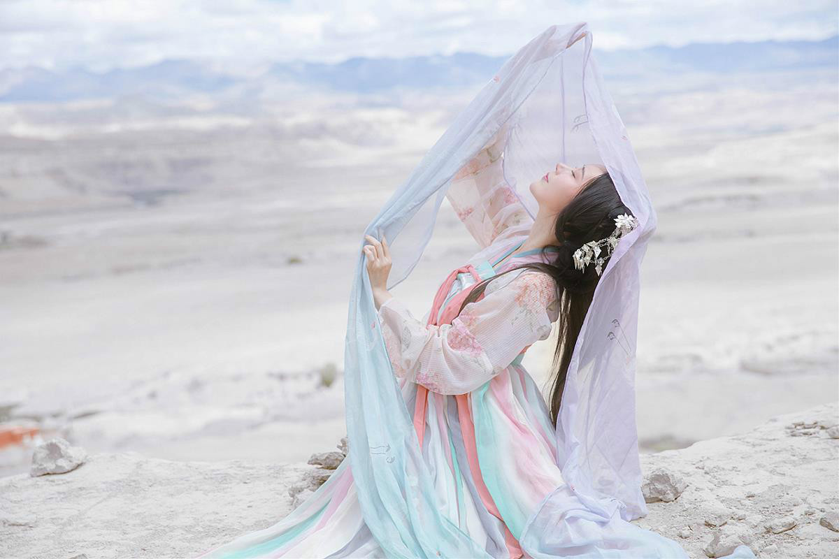 古風雪山孤寂·古裝人像攝影