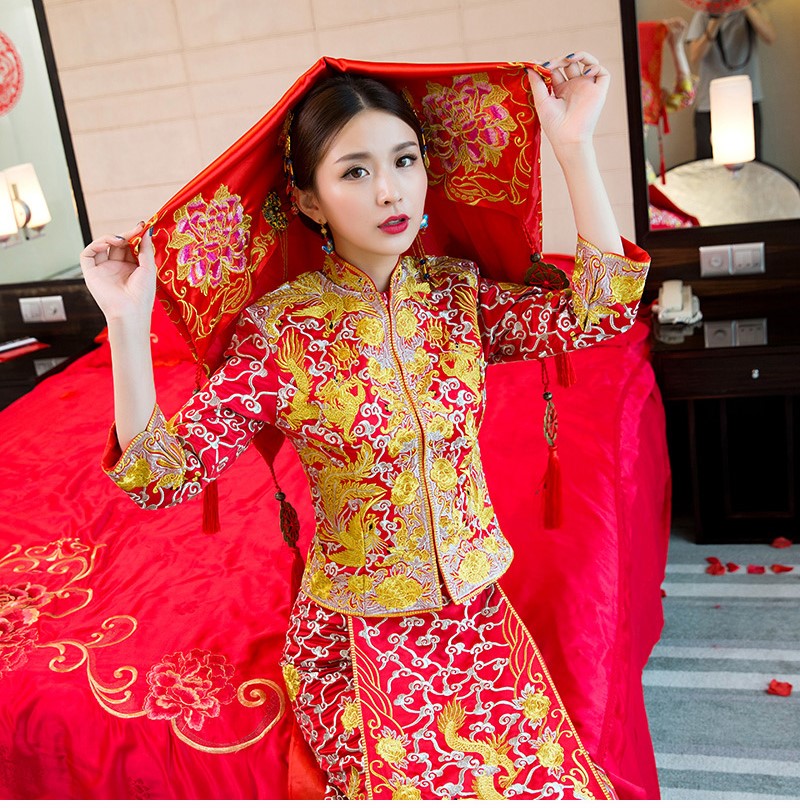 龍鳳褂中式婚禮禮服，時尚家佳樂文學新娘禮服