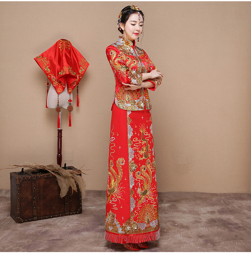 龍鳳之喜中式禮服，精致新娘結(jié)婚禮服