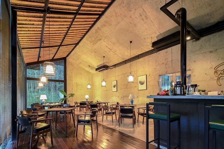 青城山·路之青城，山溝里的豬圈民宿