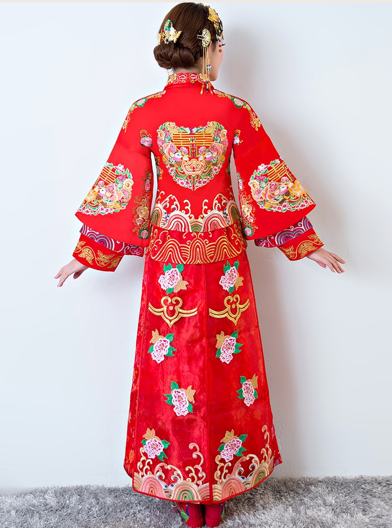 中國(guó)古典元素中式禮服，家佳樂(lè)文學(xué)新娘結(jié)婚禮服