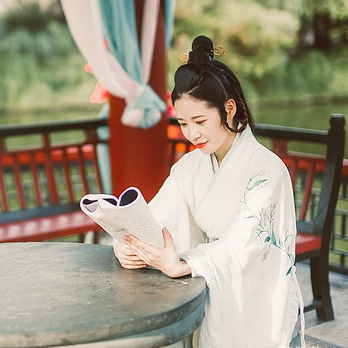 優(yōu)雅白衣女子頭像，唯美古風(fēng)真人頭像