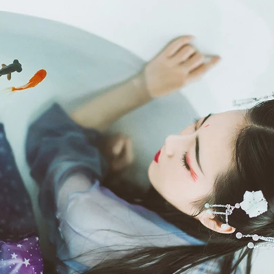 金魚妖艷的女子頭像，唯美古風(fēng)真人頭像