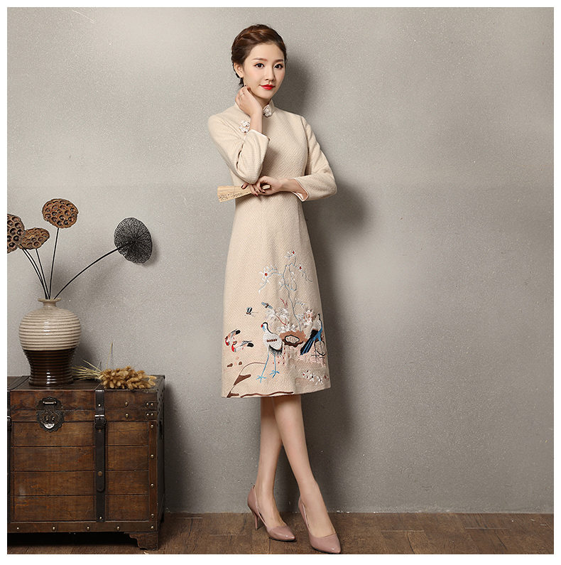 錦鶴刺繡旗袍，家佳樂(lè)文學(xué)旗袍裙