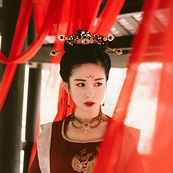 紅佛女子頭像，唯美古風(fēng)真人頭像