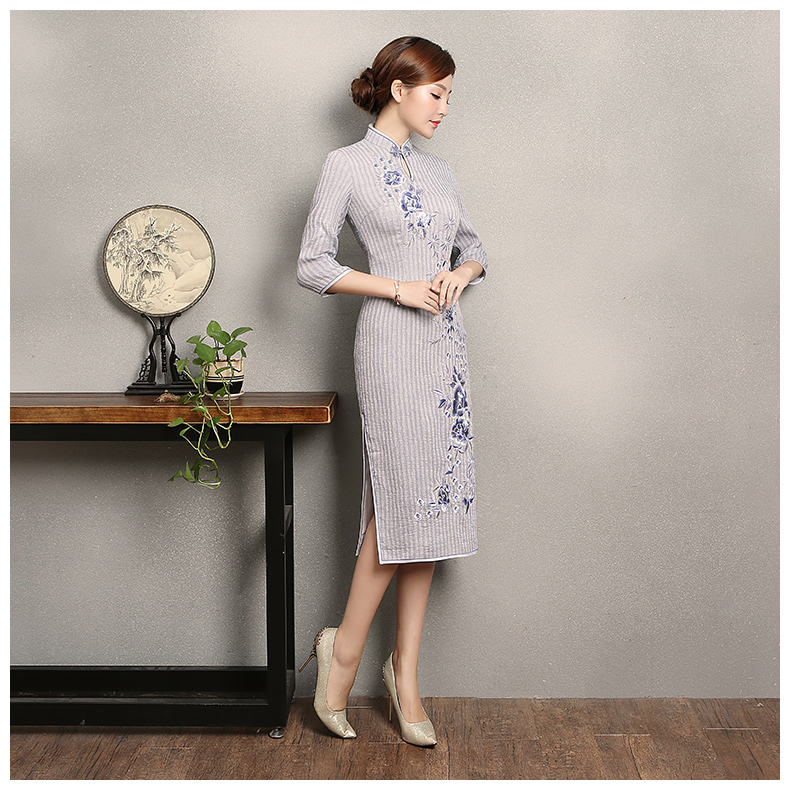 淡紫色條紋旗袍，文藝復古繡花旗袍裙