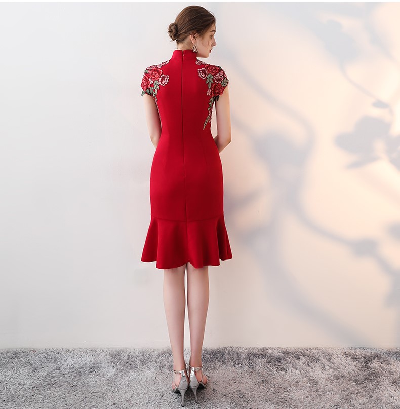 蕾絲花朵中式禮服，性感魚尾晚禮服