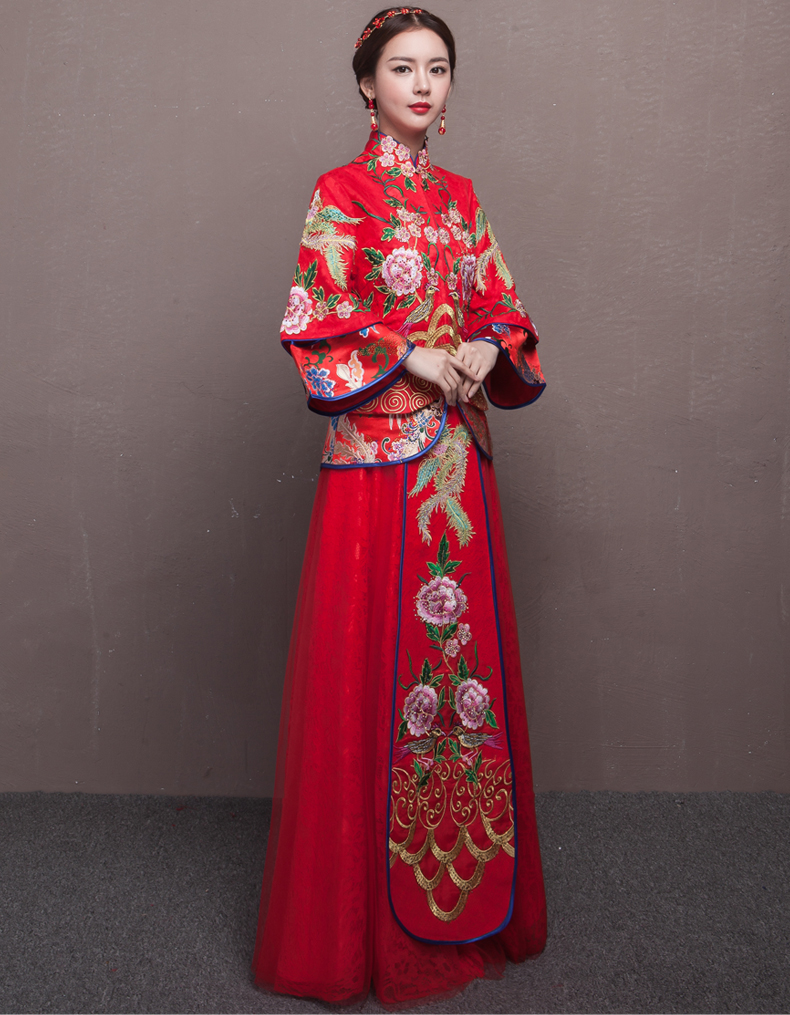 古典韻味中式禮服，新娘結(jié)婚禮服