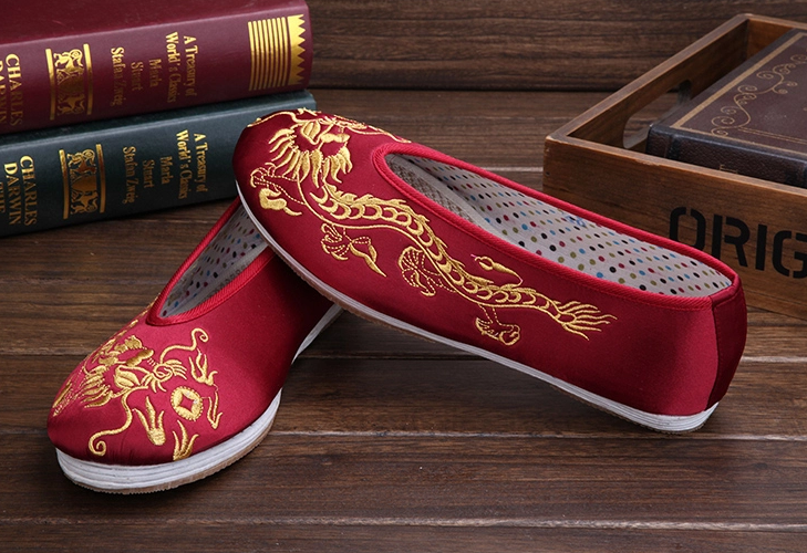 時(shí)尚家佳樂(lè)文學(xué)繡花鞋，男士手工千層底繡花鞋