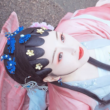 京劇花旦帶折扇女生頭像，唯美古風真人頭像