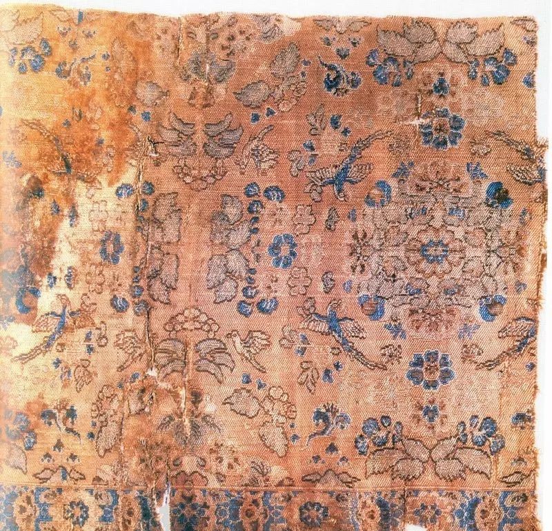 最華麗的傳統(tǒng)花布，《源氏物語(yǔ)》的中國(guó)絲織品