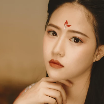 紅色帶傘女子頭像，唯美古風(fēng)真人頭像