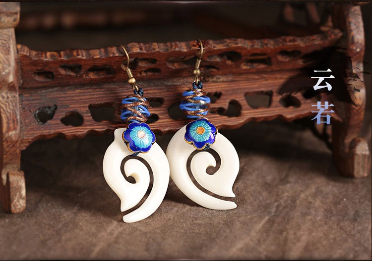 家佳樂文學(xué)白色祥云耳墜古風(fēng)耳環(huán)首飾