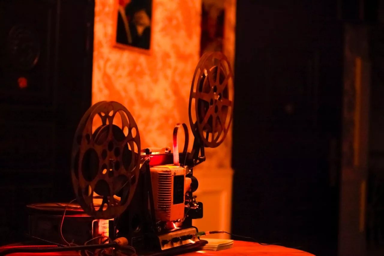 杭州·長(zhǎng)鏡頭，一所電影時(shí)光主題民宿