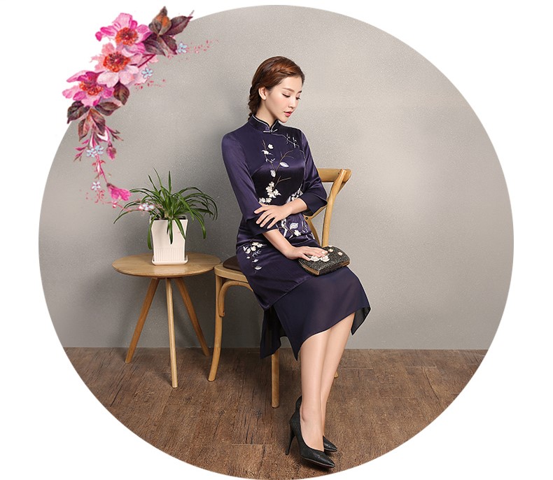 深藍(lán)色時尚繡花旗袍，中長款改良旗袍裙