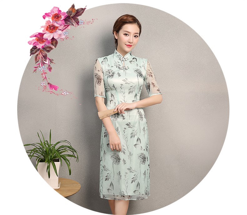淡青色時尚印花旗袍，優(yōu)雅清新旗袍裙