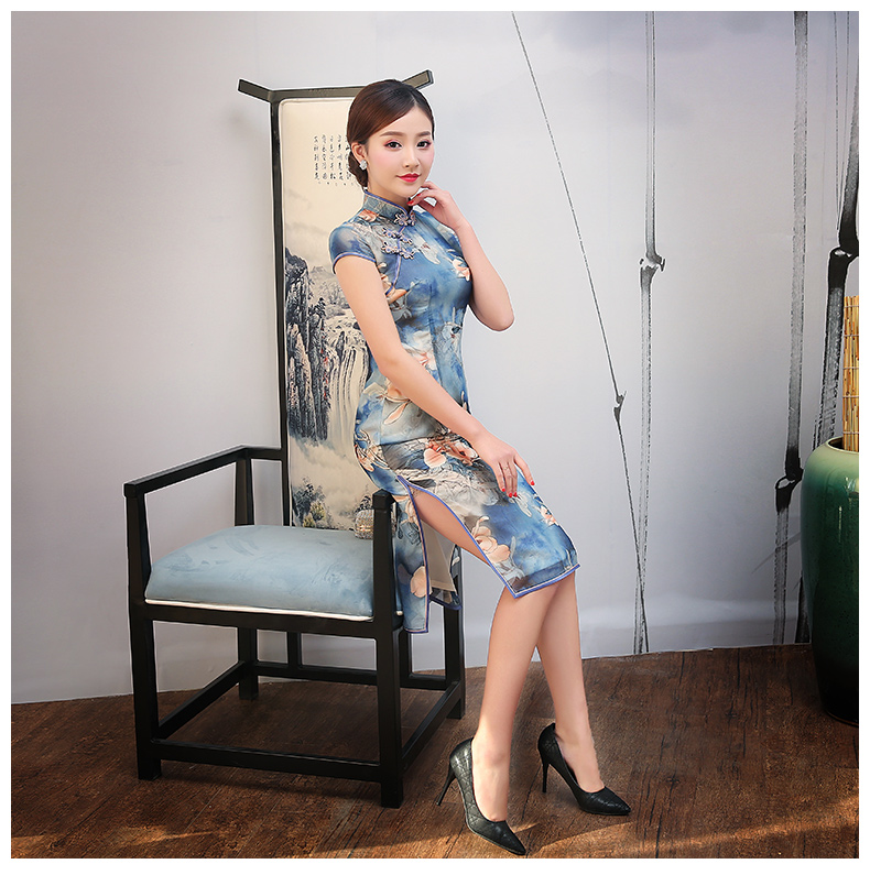 藍(lán)色幽藍(lán)印花旗袍，復(fù)古時尚旗袍裙