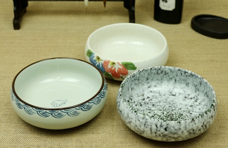 三款手繪陶瓷水淺茶洗水盂，海魚瓷筆洗