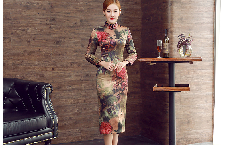 彤艷古典旗袍，復(fù)古唯美旗袍裙