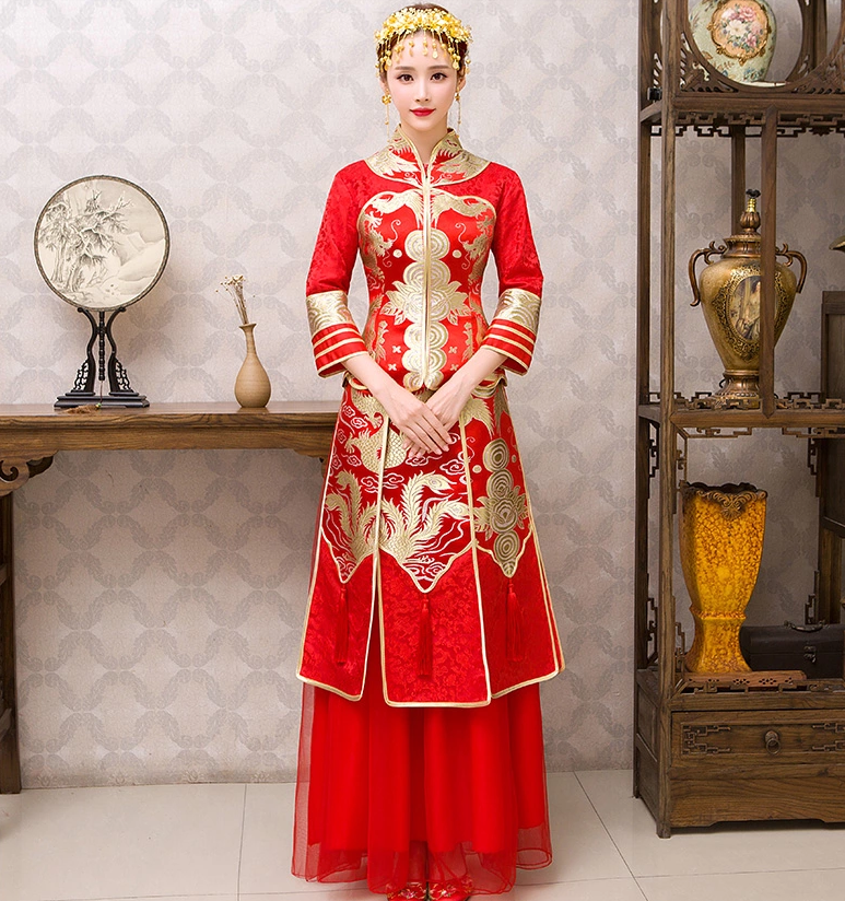 紅色龍鳳褂中式禮服，唯美新娘結(jié)婚禮服