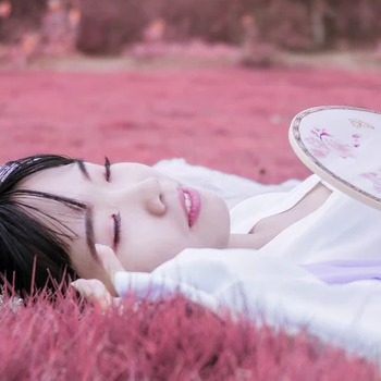 粉紫小清新帶團扇傘頭像，唯美古風真人頭像