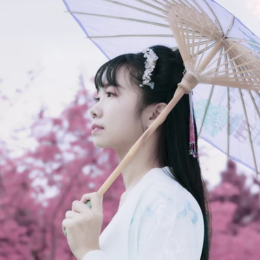 粉紫小清新帶團扇傘頭像，唯美古風真人頭像