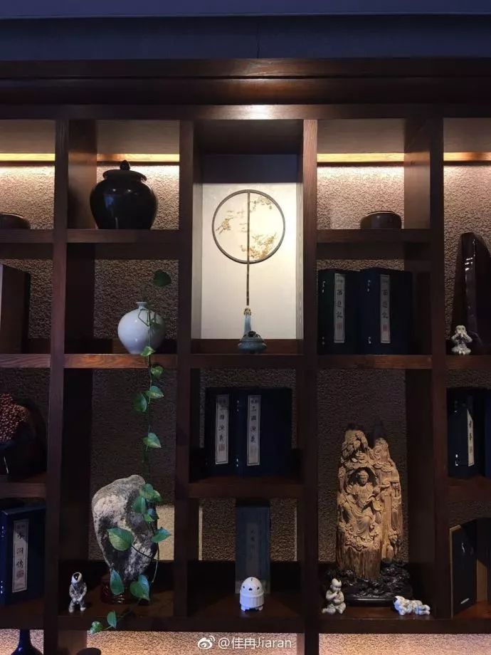 中國扇子的工藝:一名手藝人的堅(jiān)持