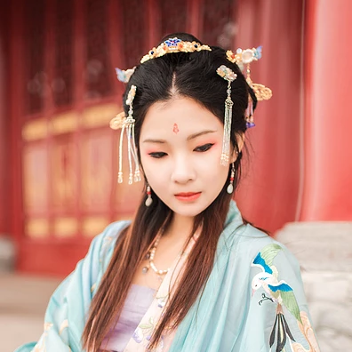 長(zhǎng)相思帶傘女生頭像，唯美古風(fēng)真人頭像