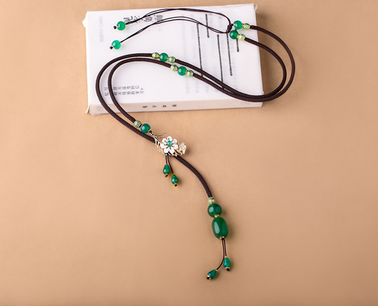 簡約復古瑪瑙綠色毛衣鏈項鏈