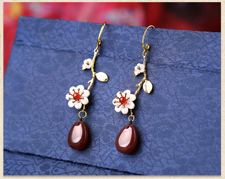 紅色瑪瑙吊墜貝殼花氣質耳環(huán)首飾