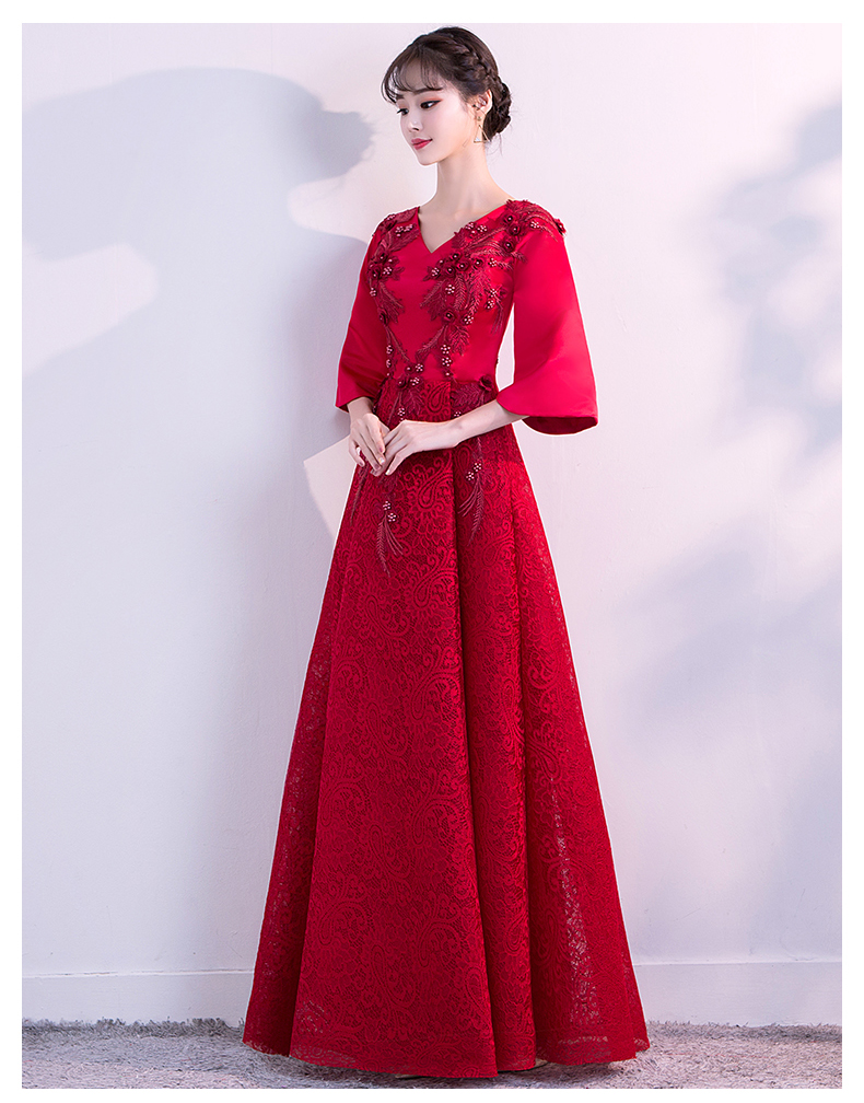 時(shí)尚性感V領(lǐng)中式禮服，立體繡花新娘結(jié)婚禮服