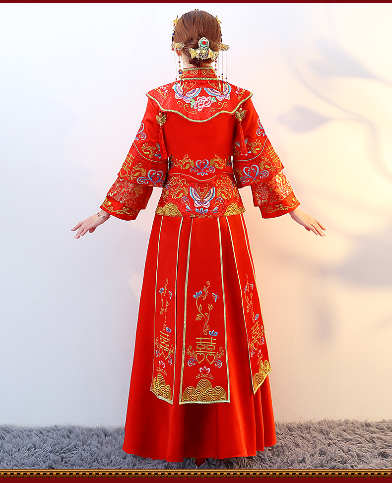 紅色復(fù)古典雅中式禮服，新娘結(jié)婚禮服