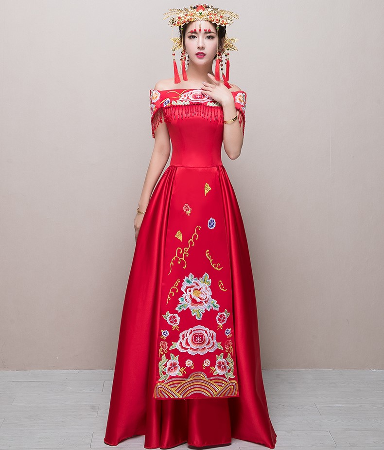 性感一字肩中式禮服，刺繡流蘇新娘禮服