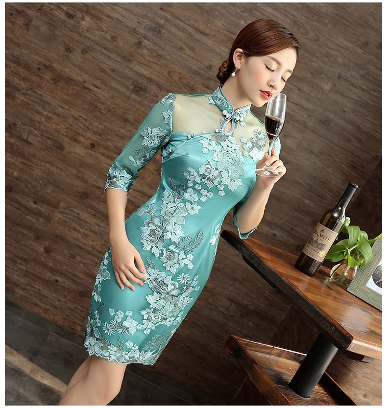 刺繡花瓣袖旗袍，復(fù)古蕾絲短款旗袍裙