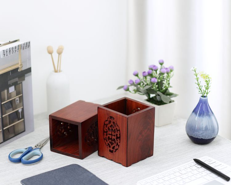 時尚家佳樂文學(xué)花梨木筆筒