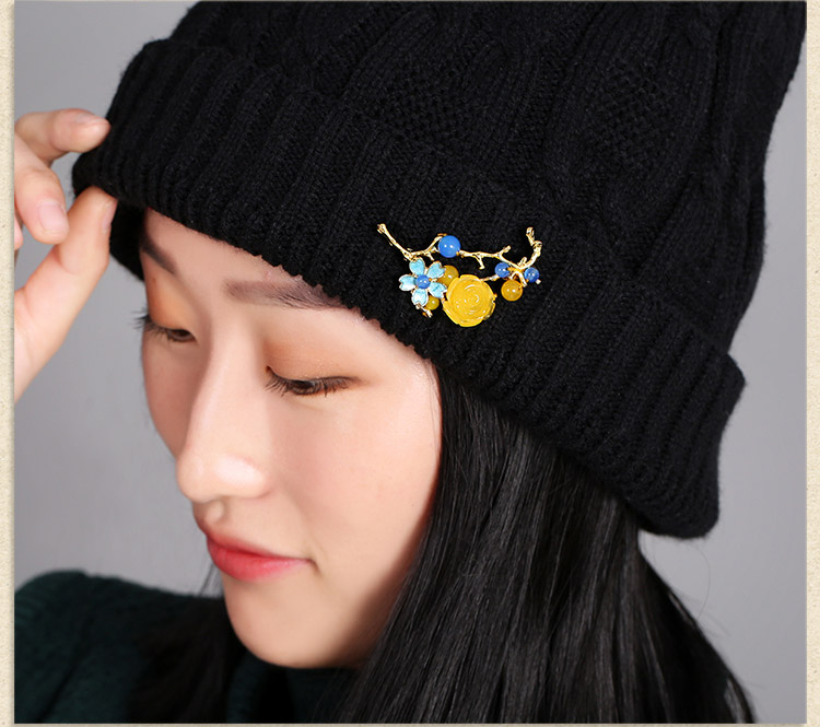 復(fù)古蜜蠟花氣質(zhì)胸針，唯美清新胸花。