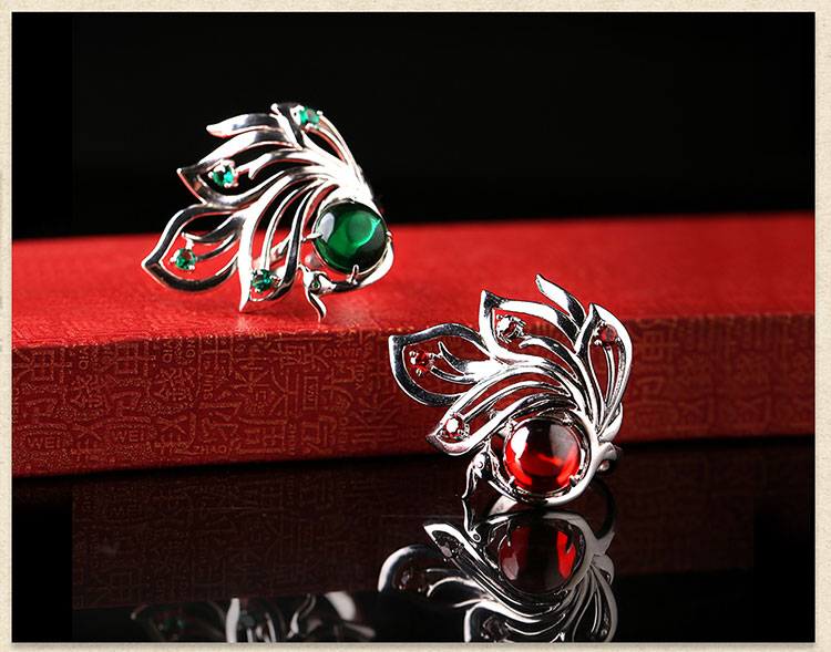 家佳樂文學(xué)鋯石夸張銀戒指