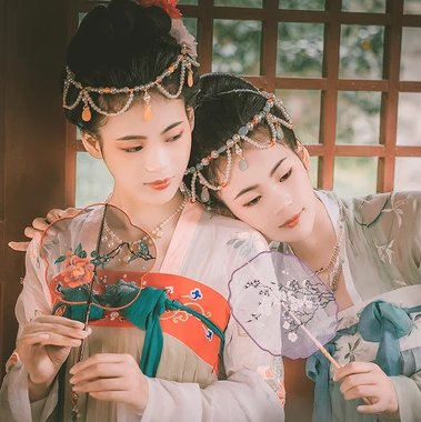 并蒂花閨蜜頭像，唯美古風真人頭像