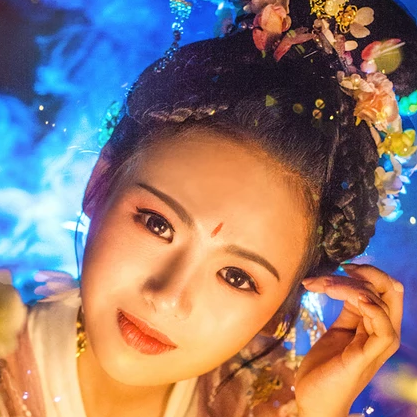 五彩星空提燈少女頭像，唯美古風(fēng)真人頭像