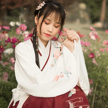 清新可愛漢服女生頭像，唯美古風(fēng)真人頭像