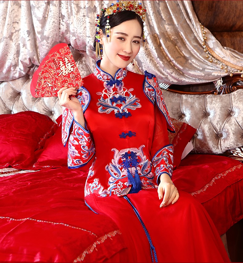 中國(guó)結(jié)傳統(tǒng)中式禮服，唯美秀禾服新娘禮服