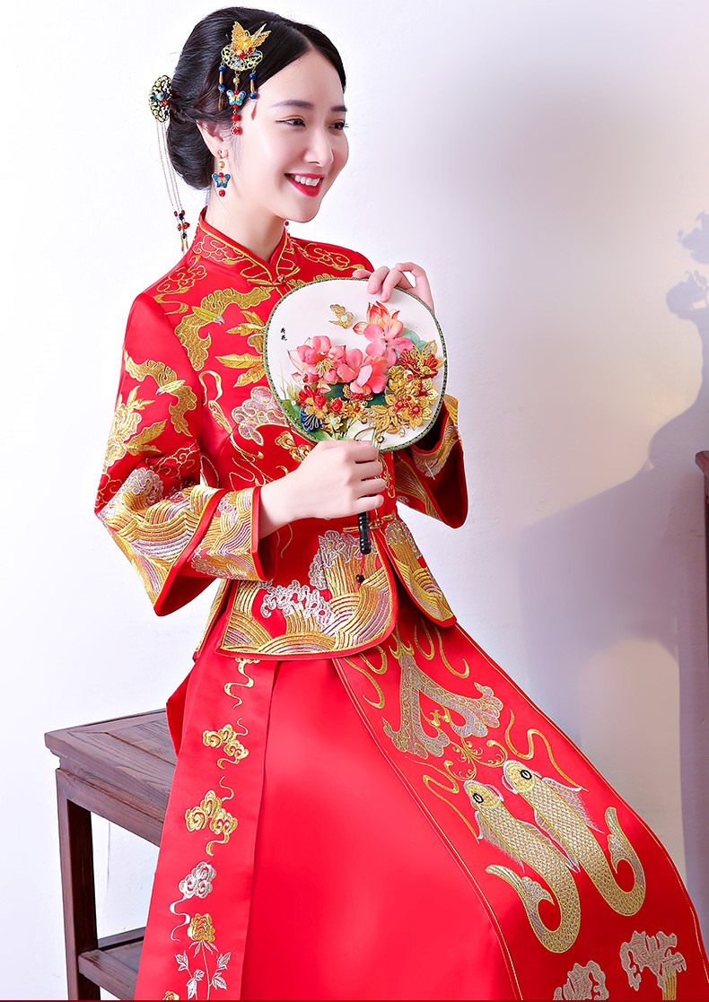 古典吉祥中式禮服，唯美鯉魚刺繡新娘禮服
