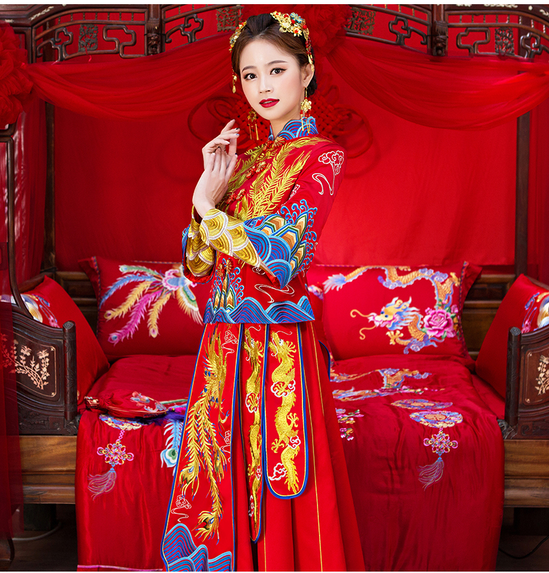 奢華鳳凰中式禮服，唯美五彩刺繡新娘禮服