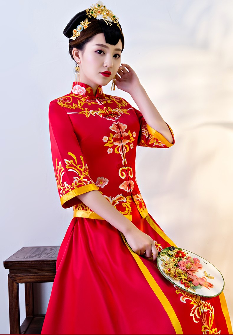 繁花似錦中式禮服，傳統(tǒng)復(fù)古風新娘禮服