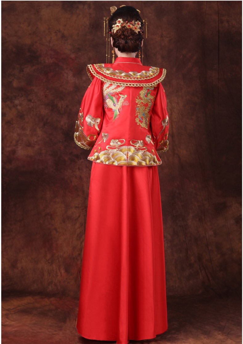 龍鳳呈祥中式禮服，嬌艷刺繡新娘禮服