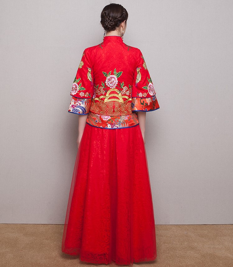 牡丹花刺繡新娘禮服，精致唯美中式禮服