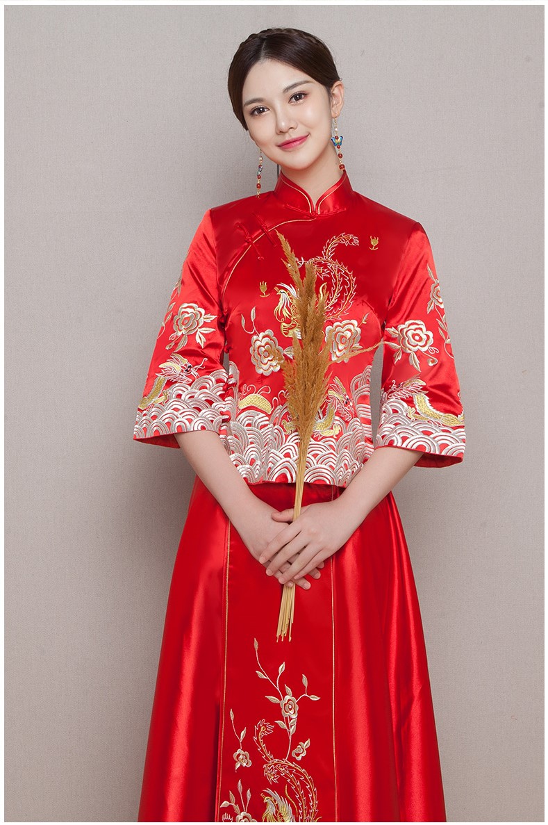 簡(jiǎn)約時(shí)尚中式秀禾新娘禮服，精致唯美中式禮服