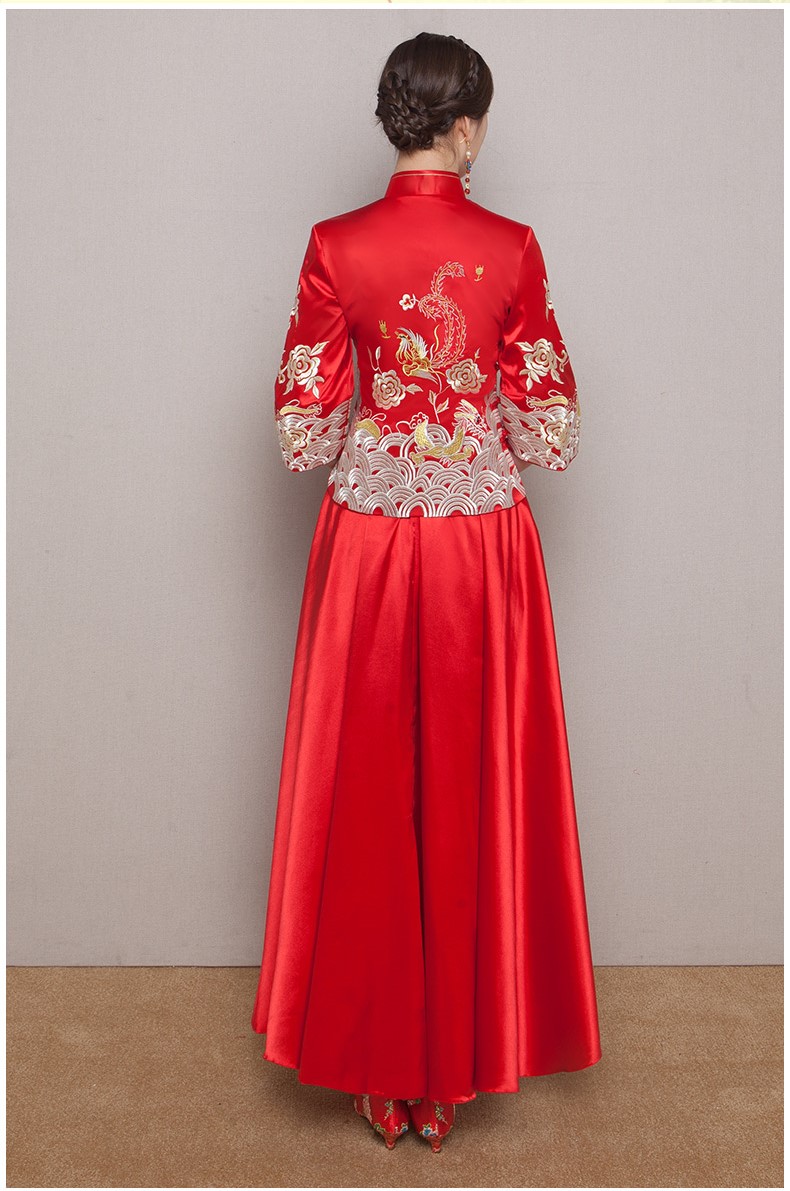 簡(jiǎn)約時(shí)尚中式秀禾新娘禮服，精致唯美中式禮服